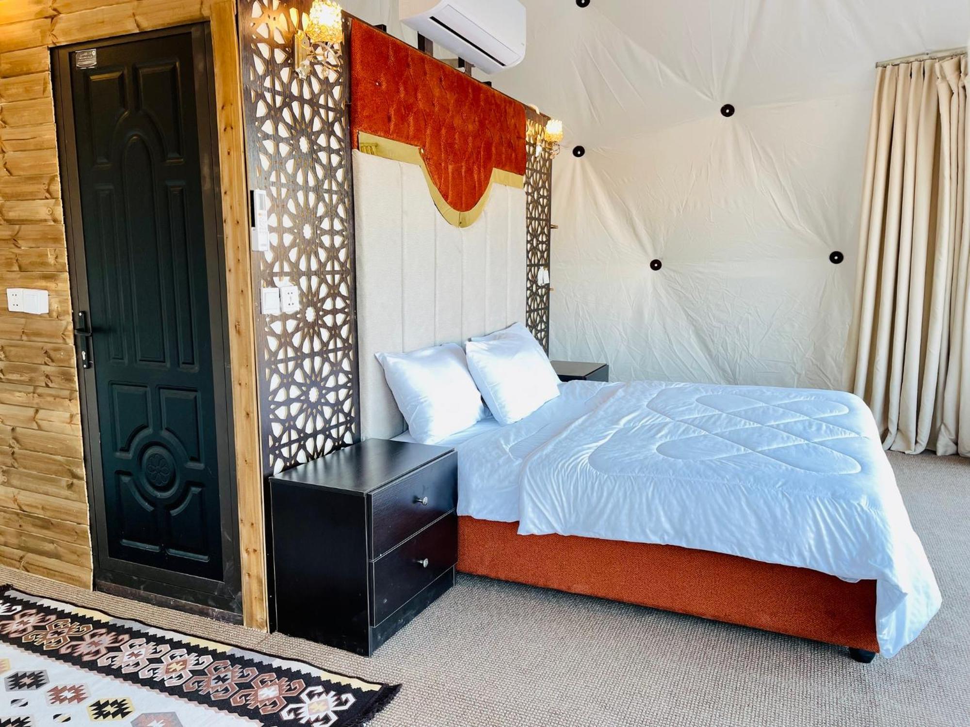 Shaheen Camp Wadi Rum Ngoại thất bức ảnh
