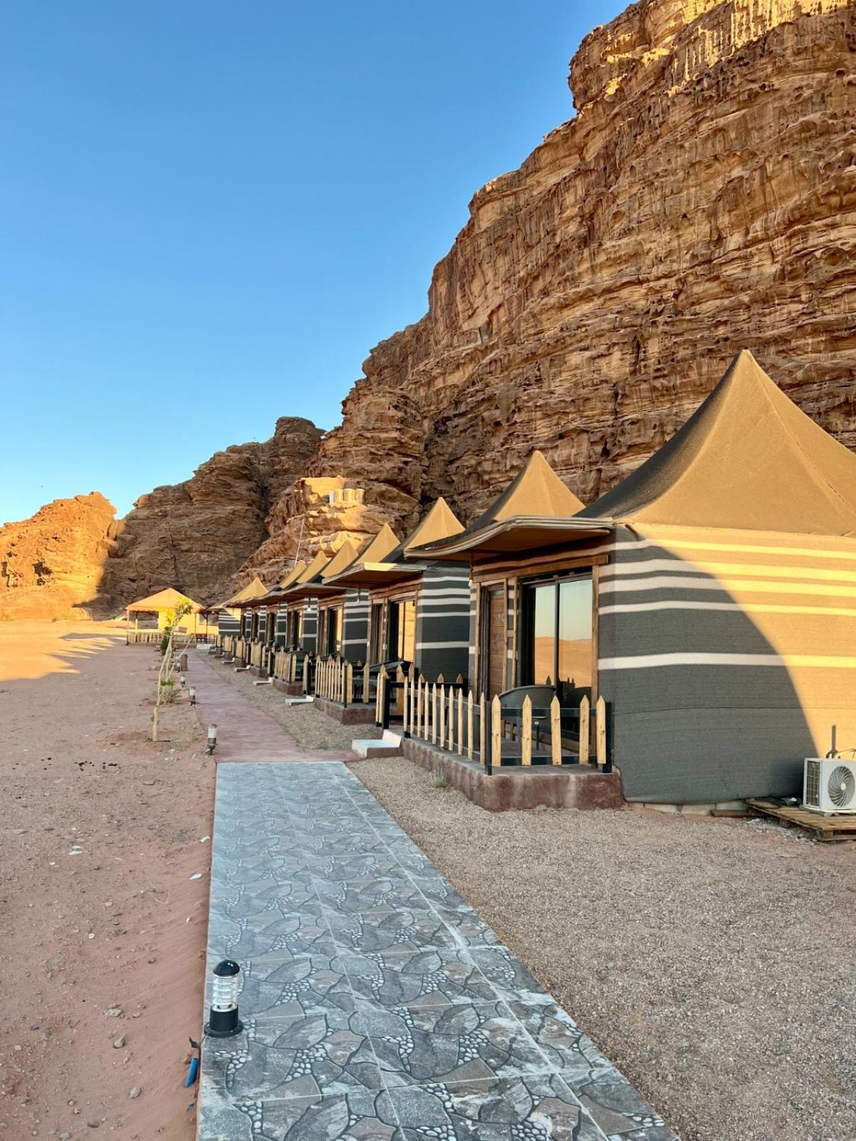 Shaheen Camp Wadi Rum Ngoại thất bức ảnh