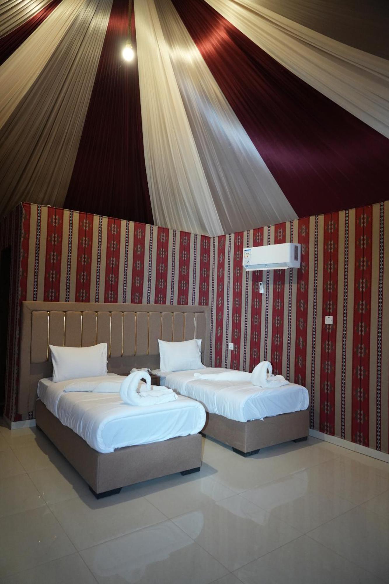 Shaheen Camp Wadi Rum Ngoại thất bức ảnh